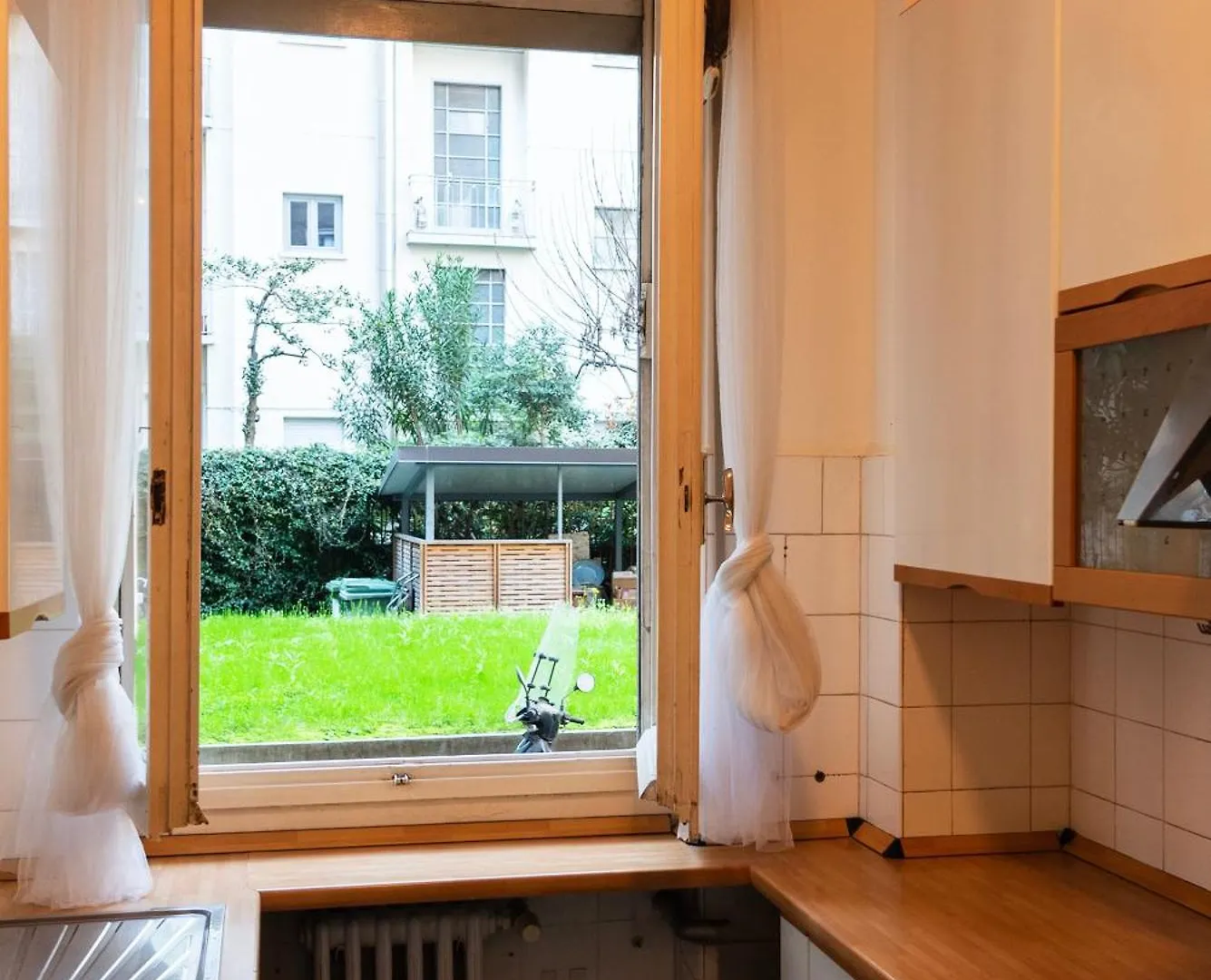 Youhosty - Cattolica University Big Apartment Milaan 0*,
