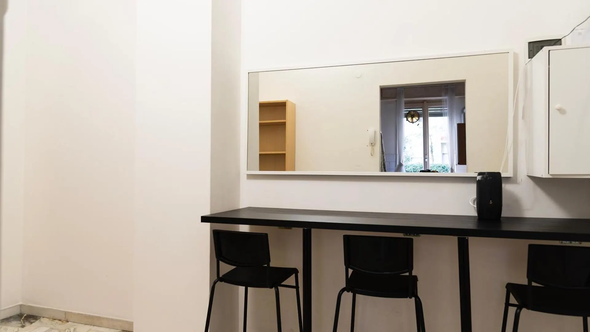 Youhosty - Cattolica University Big Apartment Milaan