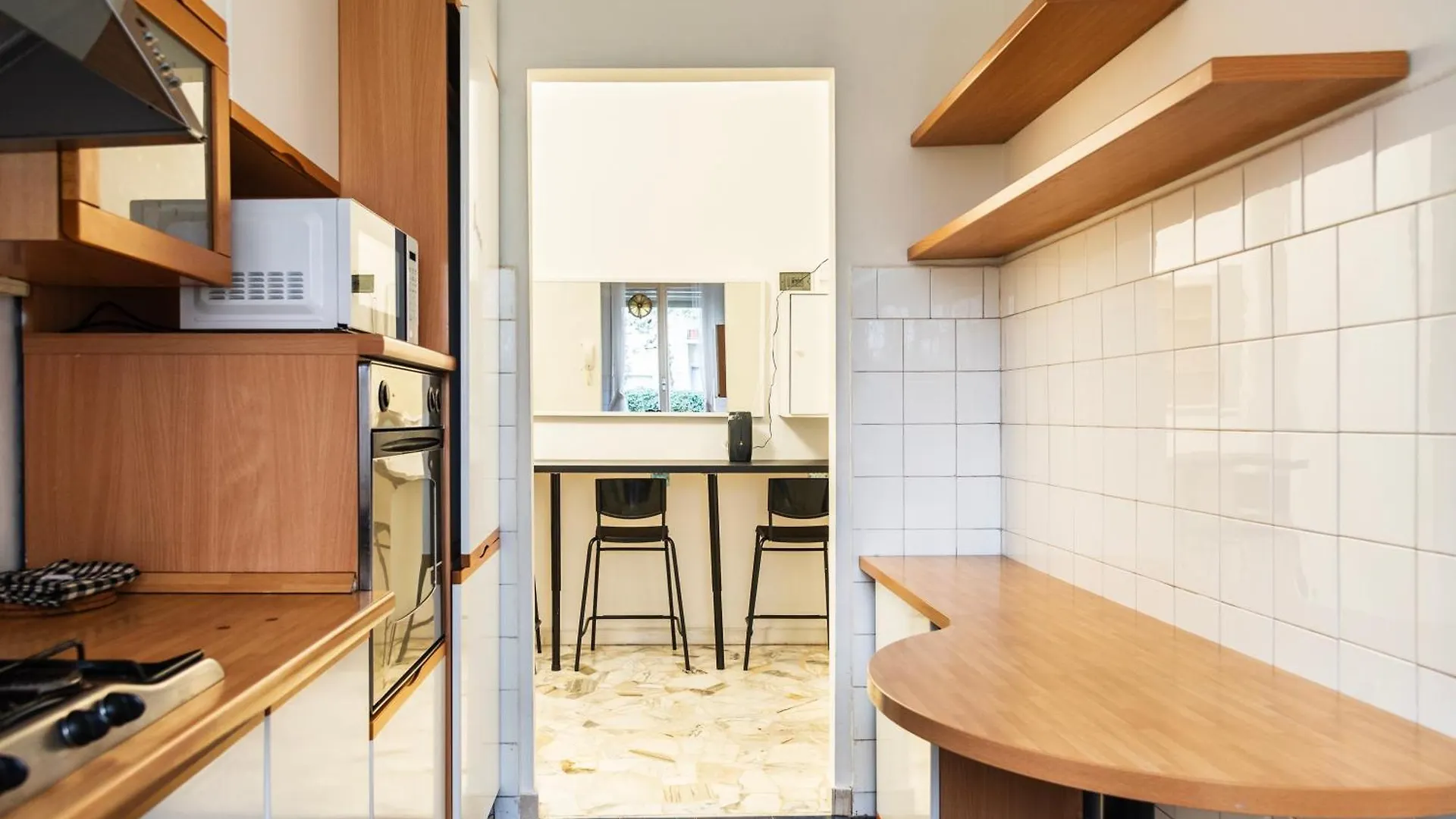 Youhosty - Cattolica University Big Apartment Milán 0*,  Italia
